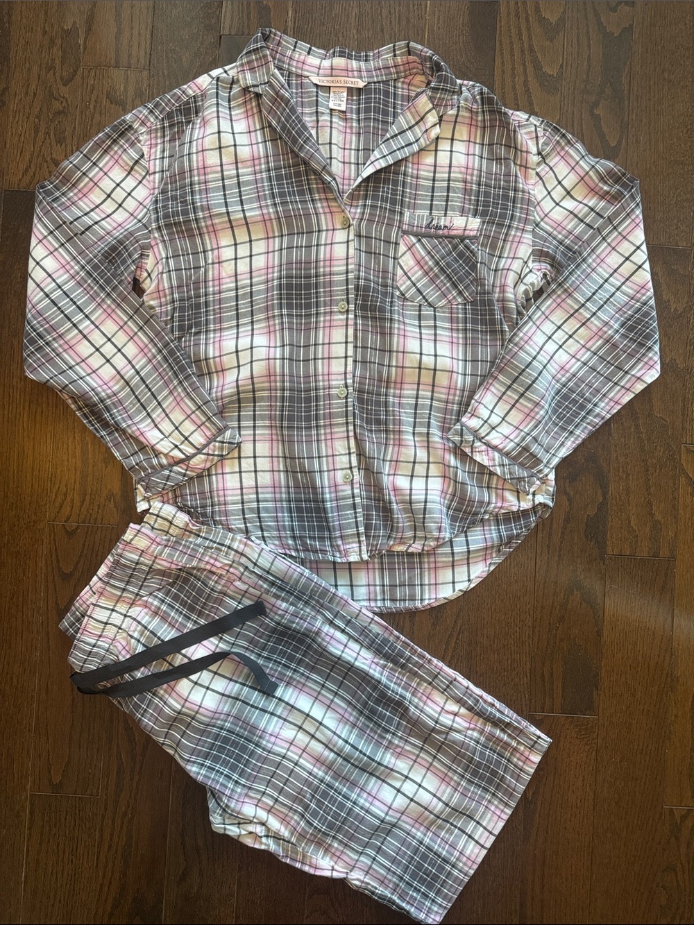 Victoria's Secret Pink & Gray Plaid Ladies Pyjama Set Size Small